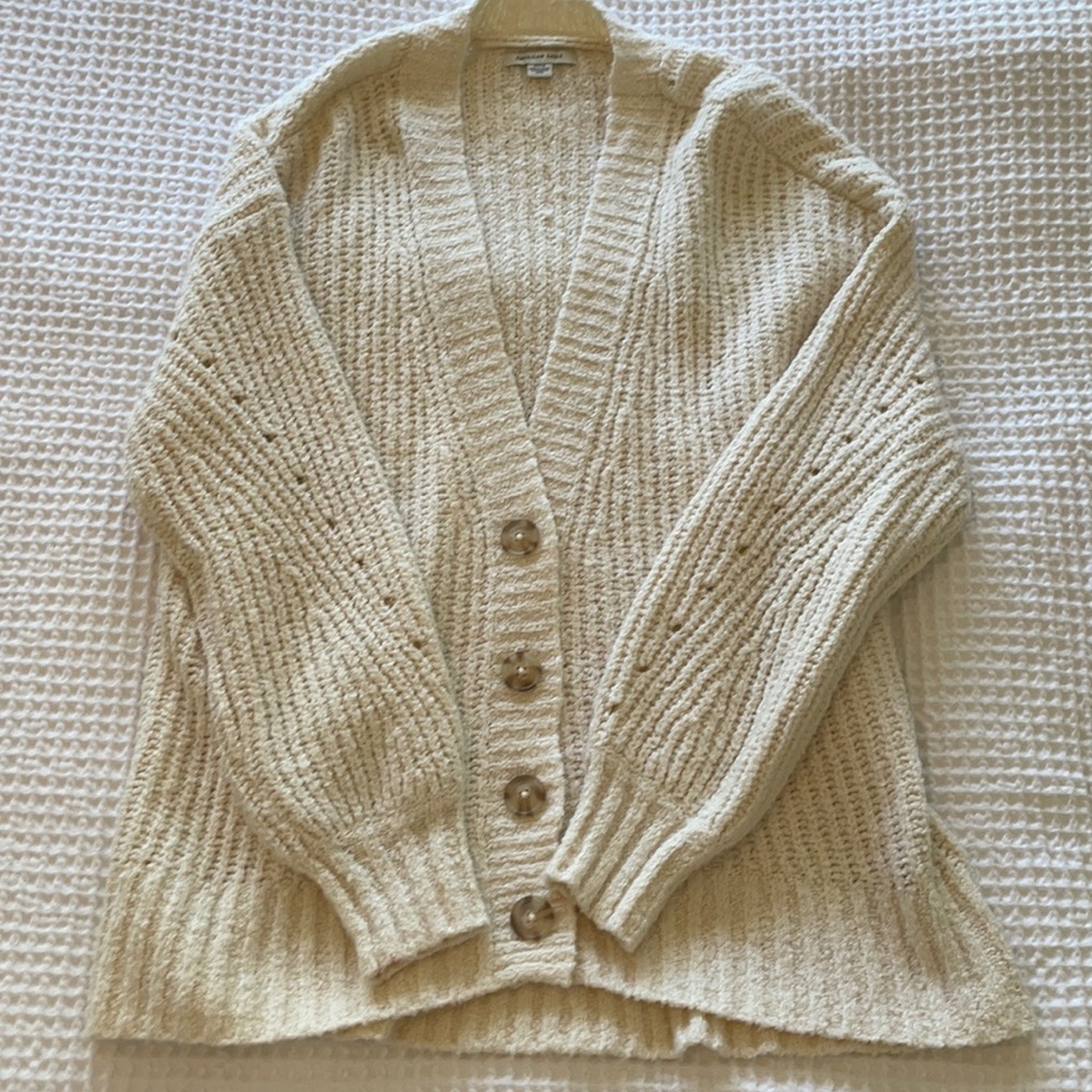 American Eagle Cream Knit Button Down Cardigan